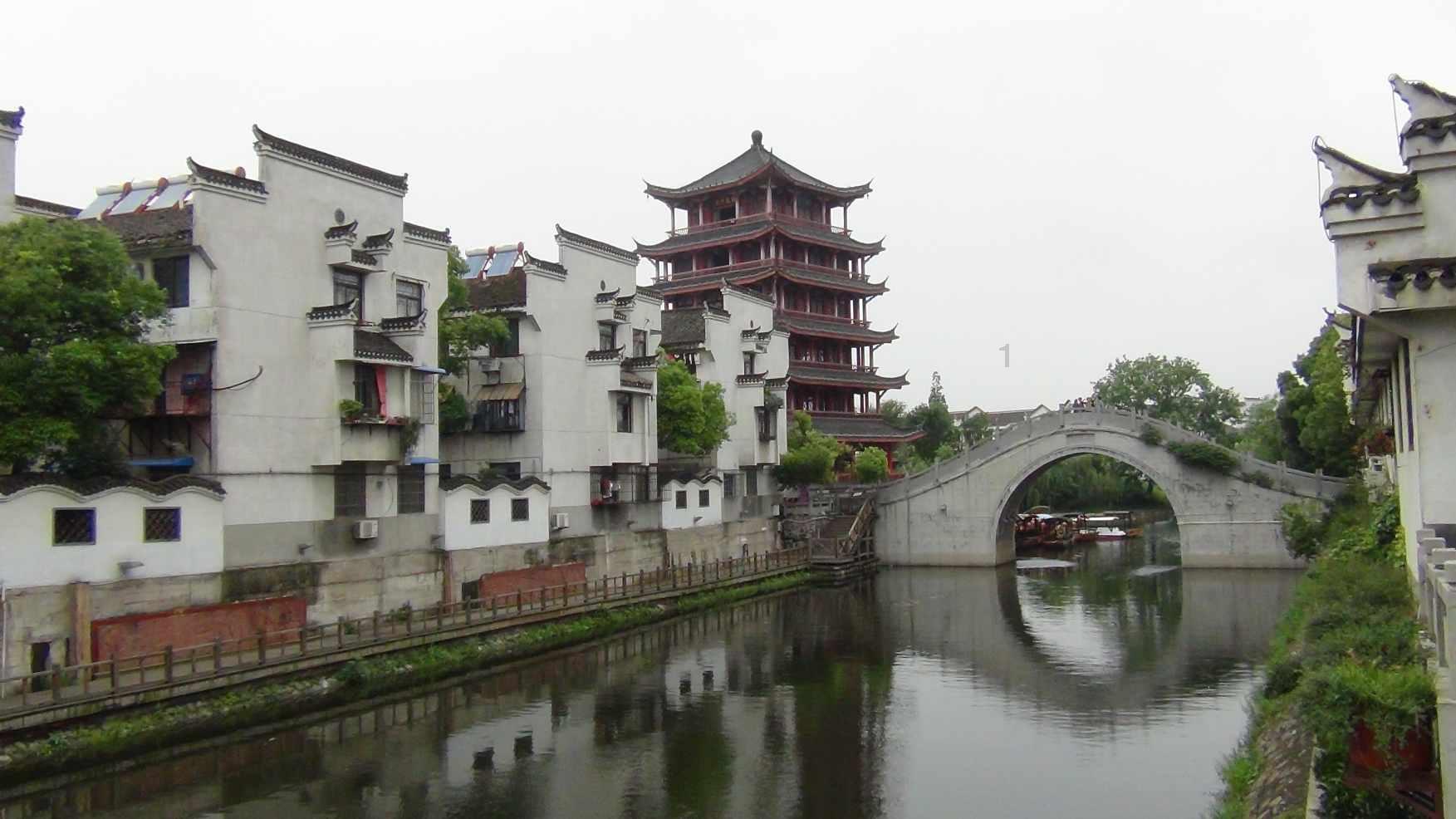 逃离空旷大街7